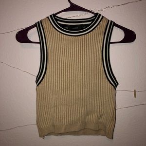 CUTE tan crop top! ✨✨